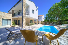 VILLA - BELLISSIMA Malinska with private heated pool and table tennis - smart TV